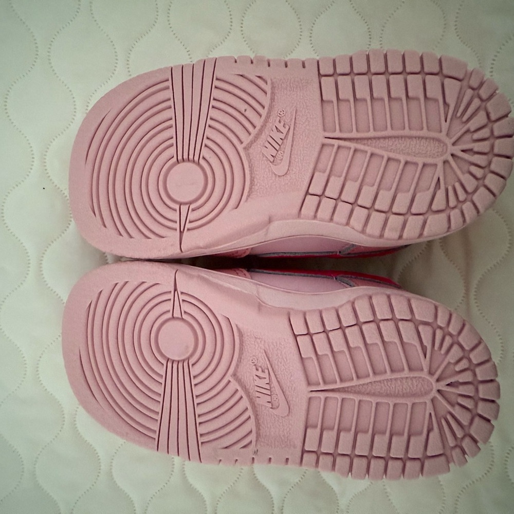 Nike Kids Light Pink Sneakers - Picture 3 of 7
